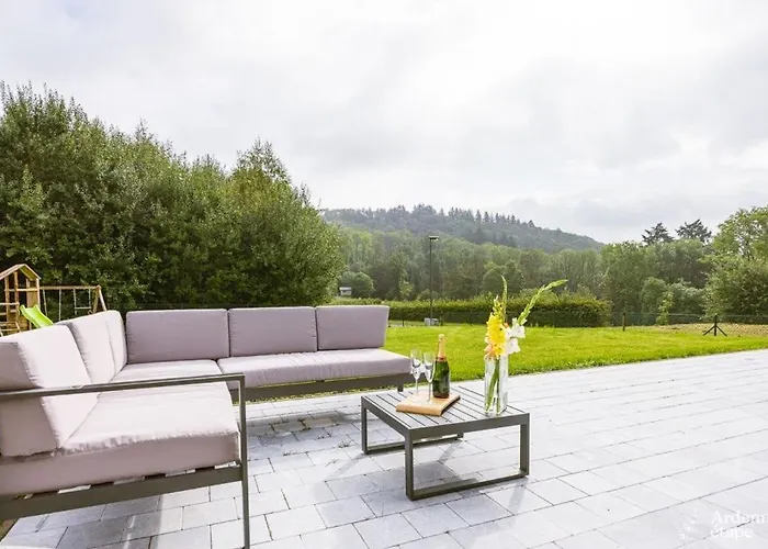 Dom wakacyjny Maison Familiale A Dinant